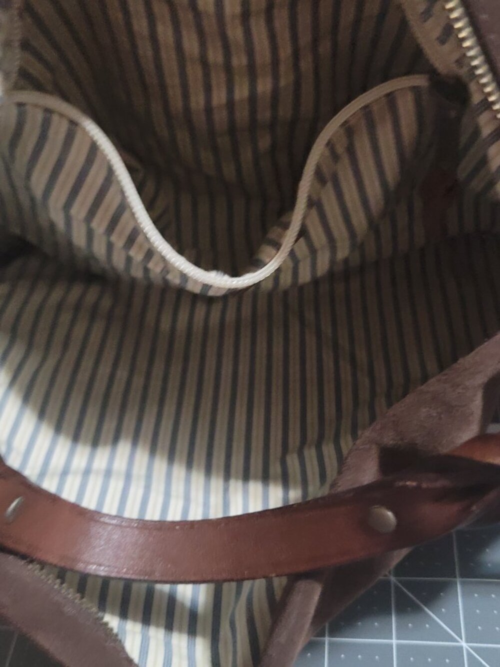 Vintage GAP Real Suede Shoulder Bag with Braided Leather Handle Discontinued Y2K - Picture 9 of 9